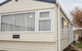 24 Winchelsea Sands Holiday Park